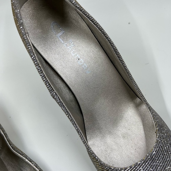 Gold metallic platform heels - Picture 2 of 4